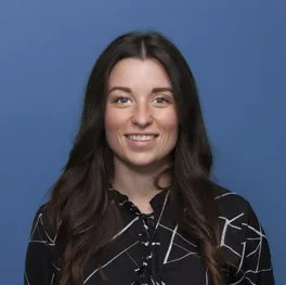 Photo de Laurie, responsable relation clients chez AC2H